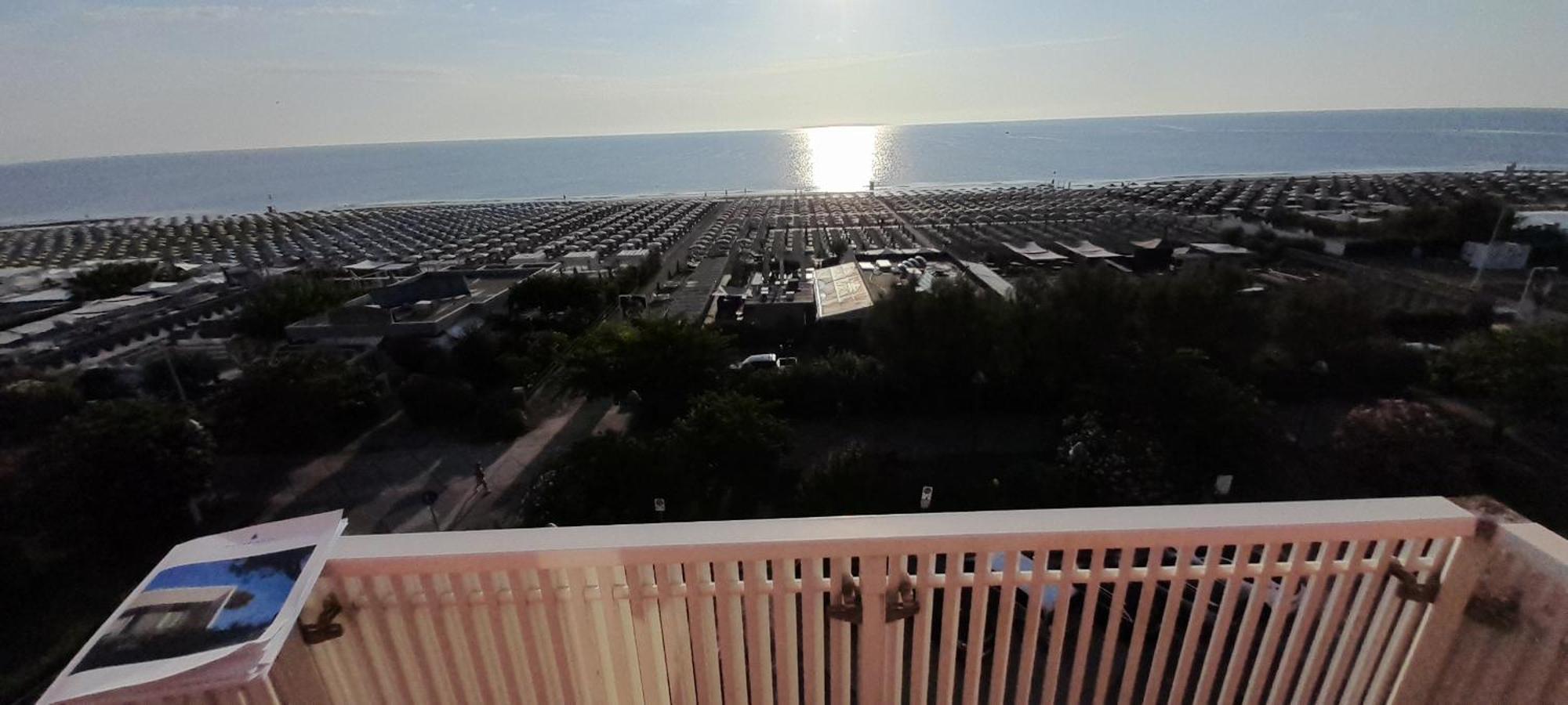 Hotel Delfino Milano Marittima Exteriér fotografie