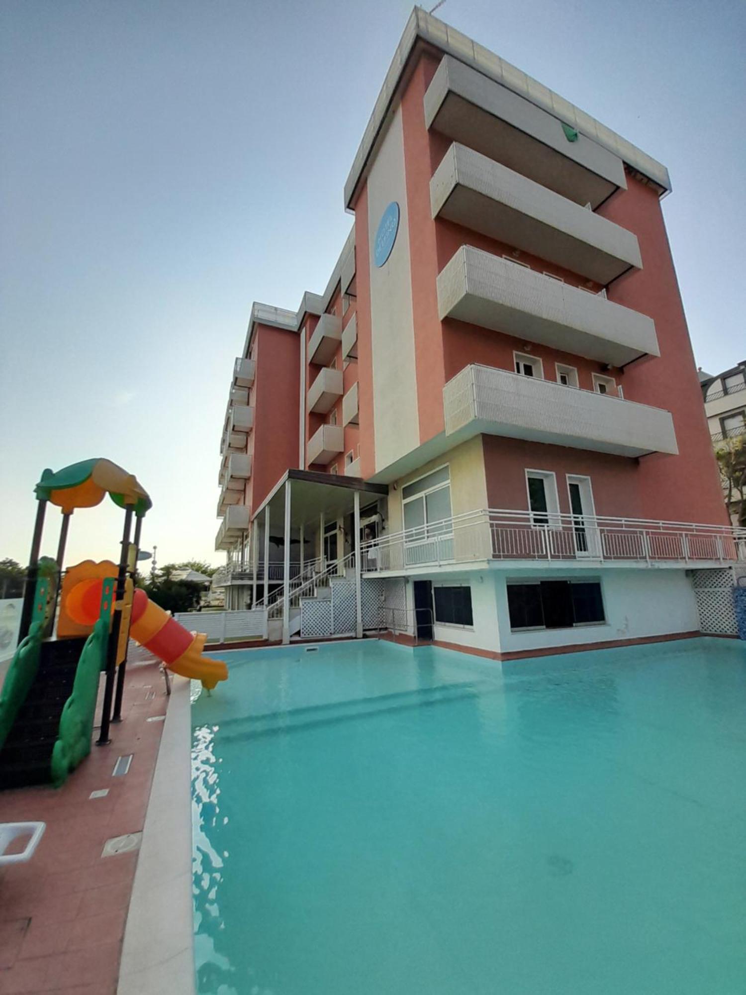 Hotel Delfino Milano Marittima Exteriér fotografie