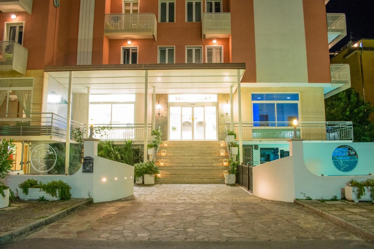 Hotel Delfino Milano Marittima Exteriér fotografie